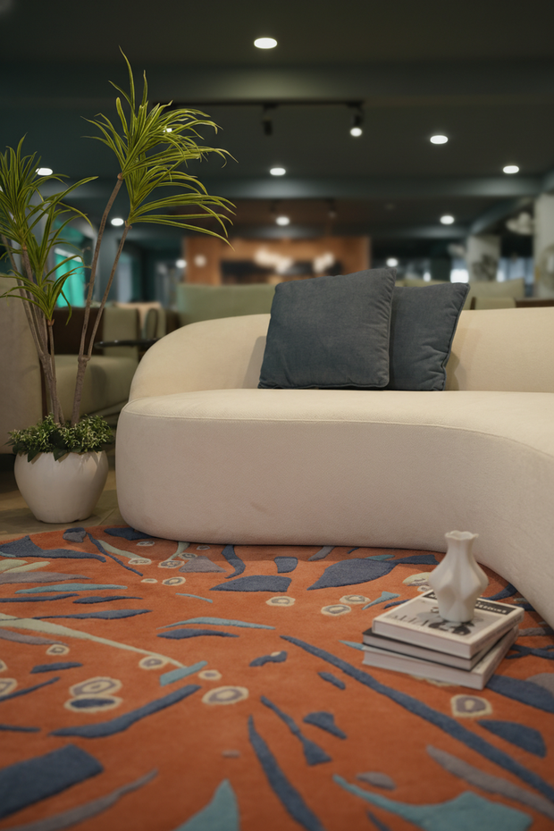Sharp Round Hand Tufted Rug
