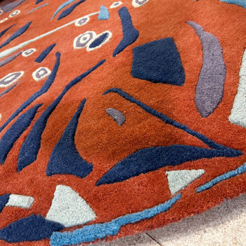 Sharp Round Hand Tufted Rug