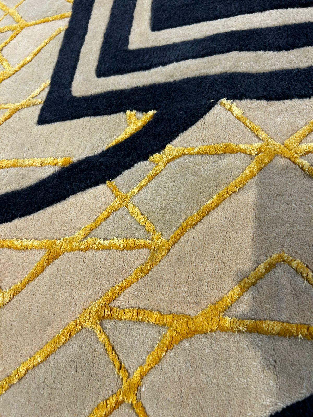 Sunburst Designer Hand Tufted Rug